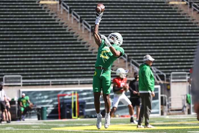 Wright goes through drills at Oregon spring football practice at Autzen Stadium.